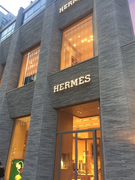 where to buy hermes in toronto|hermes store in toronto.